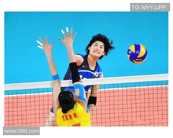 吴丽的排球之路：从青涩少女到赛场女王的成长故事