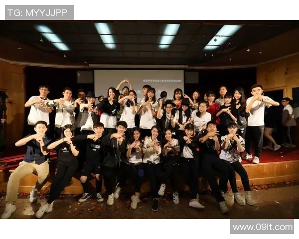 南京街舞队成长之路：从默默无闻到舞台闪耀的真实记录